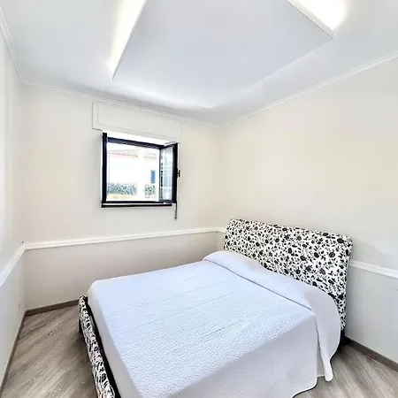 Jacuzzi Modern Front Sea + Private Parking Apartment *
