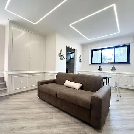 Apartment Jacuzzi Modern Front Sea + Private Parking